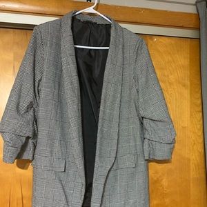 Boohoo plus size blazer